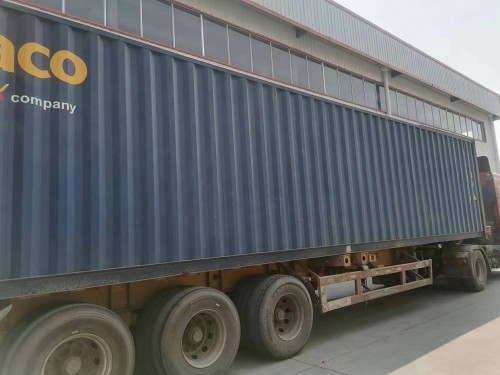 欧洲客户柴油机装柜发货