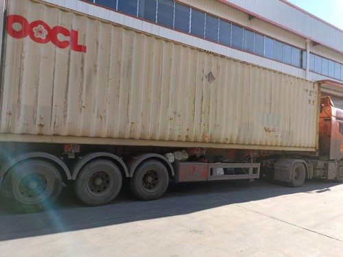 非洲客户62台柴油机装柜发货