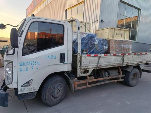 贵州客户柴油机装车发货