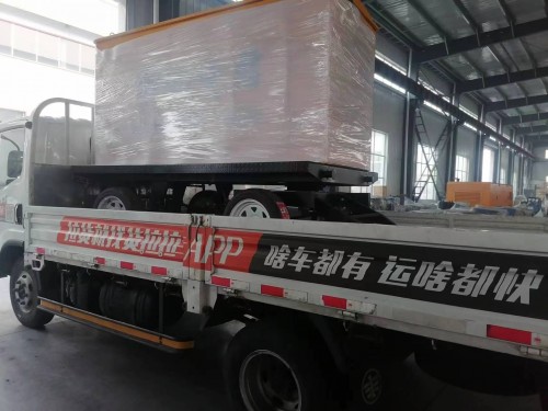 陕西客户移动拖车发货